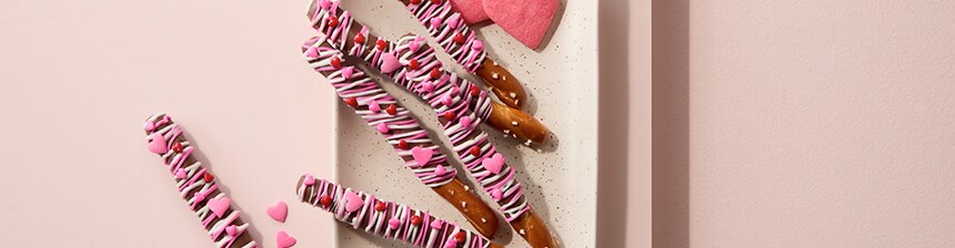 Valentine's Day Chocolate Covered Pretzels